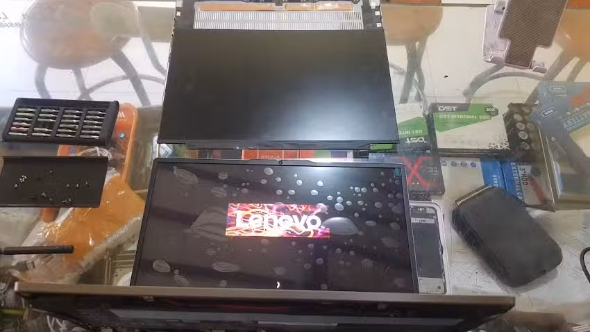 Service laptop jogja (ME COM)