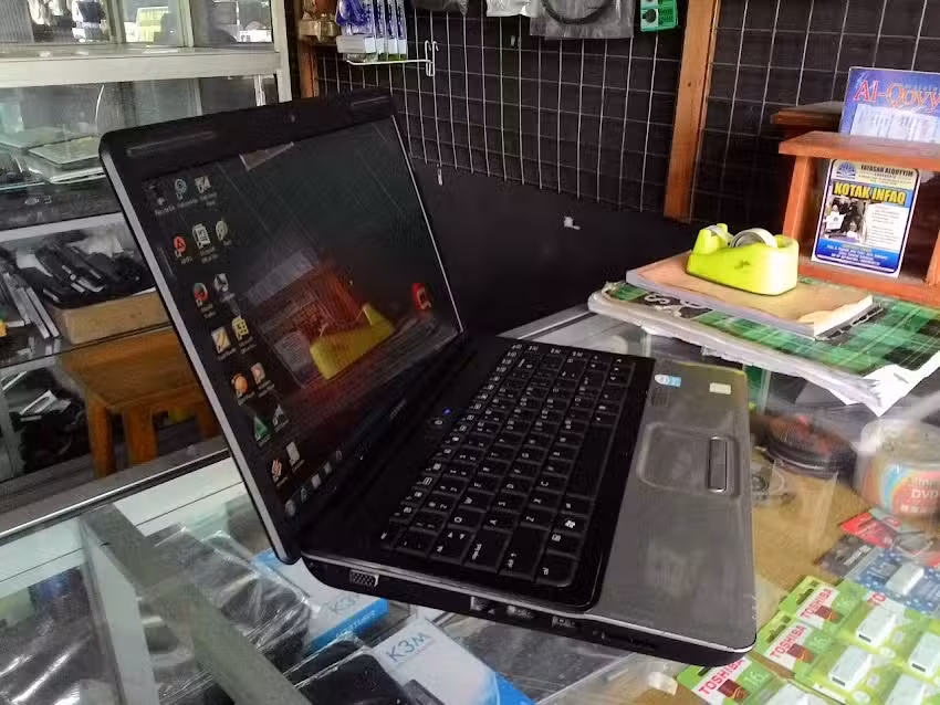 Service laptop kamputer, DJ Comp Solo