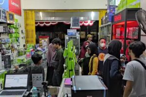 THECOM PUSAT KRAKSAAN