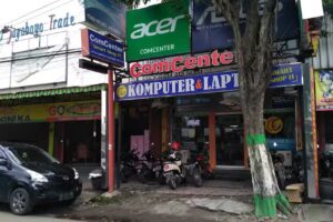 toko Komputer ComCenter Kediri