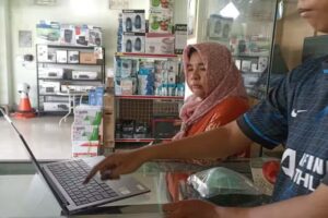 Toko “Vistacom” Komputer dan Elektronik