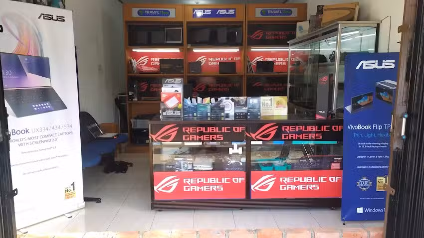 Ui Computer ( Central Laptop Second)