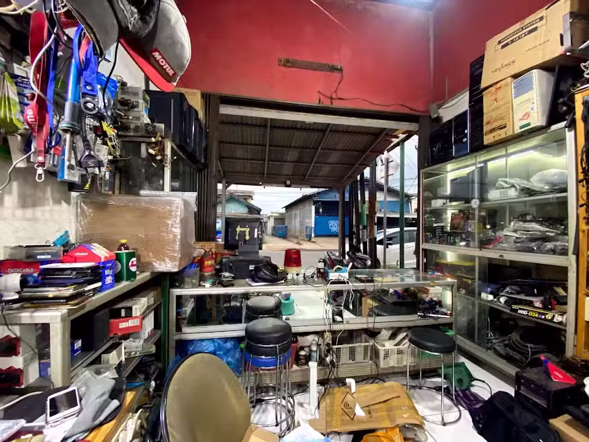 ULTIMATE SERVICE KOMPUTER & LAPTOP