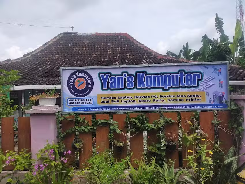 Yan&rsquo;s komputer klaten